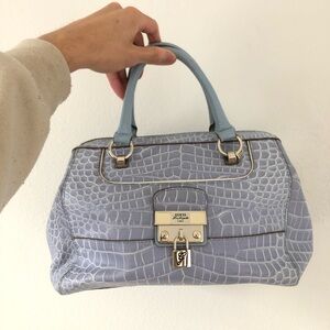 AMAZING COACH PURPLE PURSE